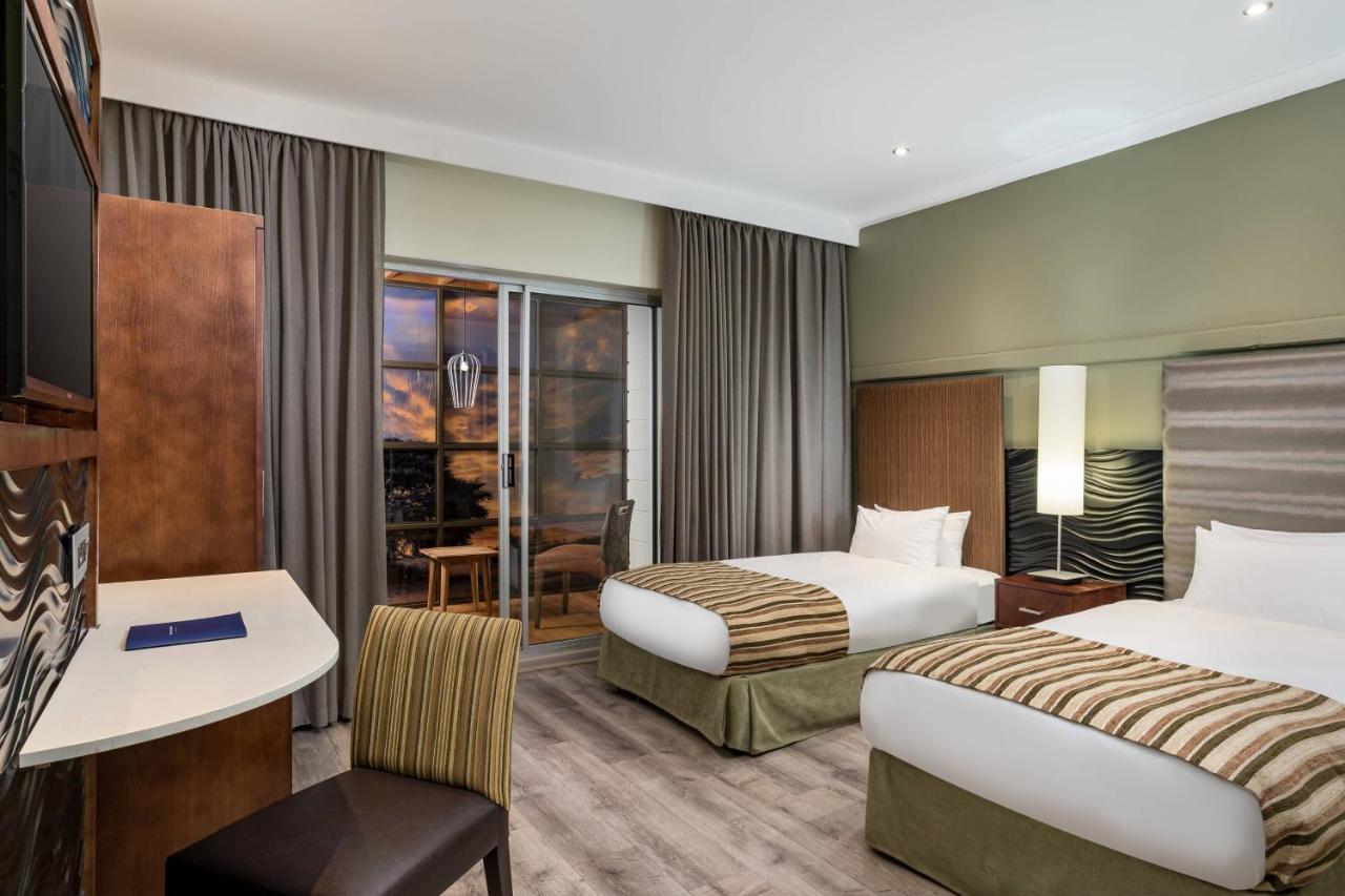 Protea Hotel By Marriott アピントン エクステリア 写真